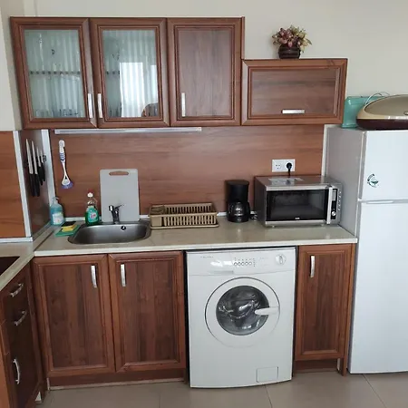 Sea Point Apartment Saints Constantine and Helena